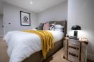 Holiday homeGreat Britain - : 3 Bedroom Apartment 2 Bathroom Toynbee Street