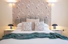 Holiday homeGreat Britain - : 3 Bedroom Apartment 4 Bathroom Liverpool New Stree