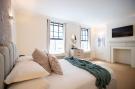 Holiday homeGreat Britain - : 3 Bedroom Apartment 4 Bathroom Liverpool New Stree