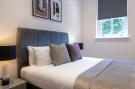 Holiday homeGreat Britain - : 3 Bedroom Apartment 25 Bathroom Hungerford Road