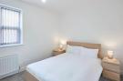 VakantiehuisGroot-Brittannië - : Belvilla Modern Crewe City Center