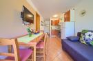 FerienhausKroatien - : Apartment Zlendić 2 /PR