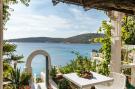 Holiday homeCroatia - Eastern Croatia: Sea front vacation home