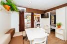 FerienhausKroatien - : Zaton Holiday Resort - Mobile Home Premium 6 &amp;