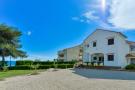 Holiday homeCroatia - Eastern Croatia: Apartments im Haus Liveric Vir-A6A-6 AP2