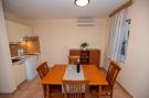 FerienhausKroatien - : Apartments in Camp Kozarica - Pakostane APP-4 ca 4