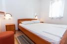 FerienhausKroatien - : Apartments in Camp Kozarica - Pakostane APP-6 ca 5