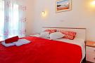 Holiday homeCroatia - Eastern Croatia: holiday home, Privlaka-Ferienhaus Ruza, ca. 90 qm,