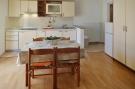 Holiday homeCroatia - Eastern Croatia: Apartment im Haus Pink Starigrad Paklenica SD17-A0