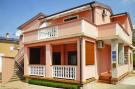 Holiday homeCroatia - Eastern Croatia: Apartment im Haus Pink Starigrad Paklenica SD17-A0