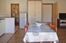 Holiday homeCroatia - Eastern Croatia: Apartment im Haus Pink Starigrad Paklenica SD17-A0