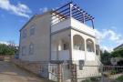 VakantiehuisKroatië - Oost Kroatië: Holiday home Anna Maslenica-SD-158 - 6 Pers