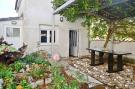 VakantiehuisKroatië - Oost Kroatië: Holiday home Anna Maslenica-SD-158 - 6 Pers