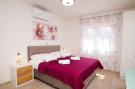 FerienhausKroatien - : Apartments Filomena Starigrad-Paklenica Studio SD-