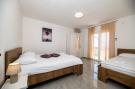 Holiday homeCroatia - Eastern Croatia: Apartment im Haus Zora Seline - SD170 A02-OG 8 Per