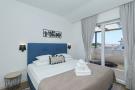 FerienhausKroatien - : Holiday resort Vile Dalmacija, Preko-3-Raum-App., 