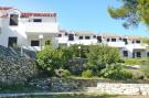 FerienhausKroatien - : Holiday resort Jezera Village, Jezera-2-Raum-App.,