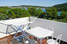 FerienhausKroatien - : Holiday resort Jezera Village, Jezera-2-Raum-App.,