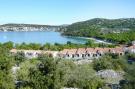 FerienhausKroatien - : Holiday resort Jezera Village, Jezera-2-Raum-App.,