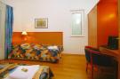 FerienhausKroatien - : Apartments Fontana Resort Jelsa - One-bedroom Vint