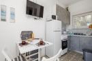 VakantiehuisKroatië - Oost Kroatië: Apartments Sun 4 You - One Bedroom Apartment with 