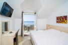 FerienhausKroatien - : Villa Samba - Comfort One-Bedroom Apartment with B