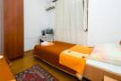 FerienhausKroatien - : Rooms Kisic - Twin Room with Shared Bathroom