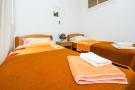 FerienhausKroatien - : Rooms Kisic - Twin Room with Shared Bathroom