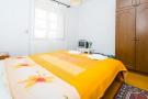 FerienhausKroatien - : Rooms Kisic - Triple Room with Shared Bathroom