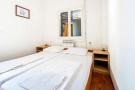 FerienhausKroatien - : Apartments Klis - Three-Bedroom Apartment with Ter