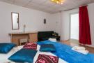 FerienhausKroatien - : Guest House Barbara - Double Room with Shared Bath