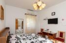 FerienhausKroatien - : Guest House Cesic - Double Room No1