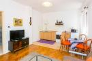 VakantiehuisKroatië - Oost Kroatië: Apartments Harlekin - One Bedroom Apartment with T