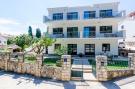 VakantiehuisKroatië - Oost Kroatië: Apartments Garden - One-Bedroom Apartment with Ter