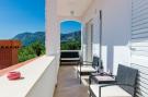 FerienhausKroatien - : Villa Mateo - Three Bedroom Apartment with Terrace