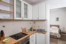 FerienhausKroatien - : Apartment Family Tokić - One Bedroom Apartment wit