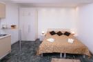 VakantiehuisKroatië - : Ploce Apartments- Studio With Terrace And Sea View