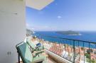 FerienhausKroatien - : Ploce Apartments- Two-Bedroom Apartment with Terra