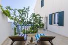 FerienhausKroatien - : Ploce Apartments- Two-Bedroom Apartment with Terra