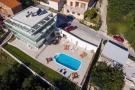 FerienhausKroatien - : Villa Dupcic - Five-Bedroom Villa with Private Poo