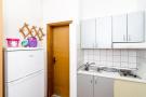 FerienhausKroatien - : Apartments Ereš Zuronja-One-Bedroom Apartment with