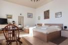 FerienhausKroatien - : Villa Iveta - Two-Bedroom Apartment with Terrace a