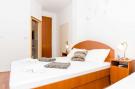 FerienhausKroatien - : Guest House Daniela- Triple Room with Balcony and 