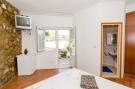 FerienhausKroatien - : Guest House Daniela- Triple Room with Balcony and 