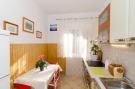 FerienhausKroatien - : Apartment Red Orange - Two-Bedroom Apartment with 