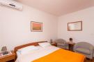 FerienhausKroatien - : Guest House Kono- Double Room with Terrace