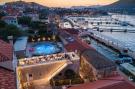 FerienhausKroatien - : Orka Apartments - Apartment (2 Adults + 1 Child)