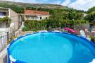 VakantiehuisKroatië - Oost Kroatië: Apartments Nicol - Two-Bedroom Apartment with Terr