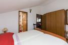 VakantiehuisKroatië - Oost Kroatië: Apartments Kisic - Two-Bedroom Apartment with Balc