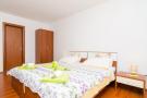 FerienhausKroatien - : Apartments Ira  - Studio with Terrace (3 Adults)